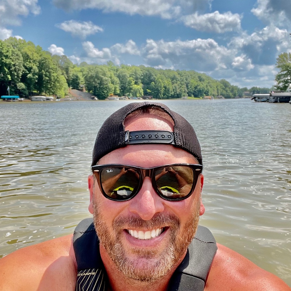 Meet your Posher, Posh